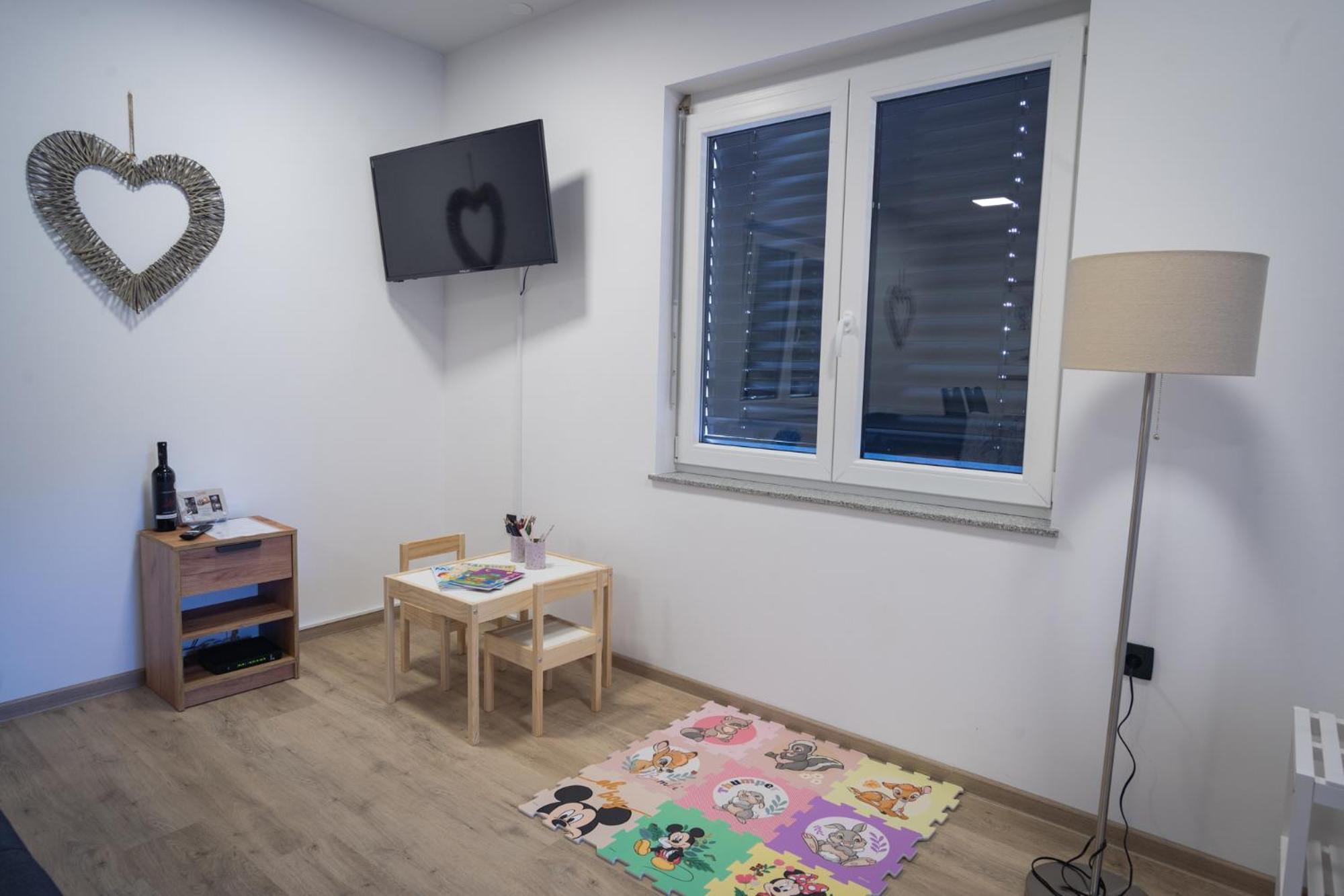 Cuckoo'S Alpine Nest Apartment Lesce  Ngoại thất bức ảnh