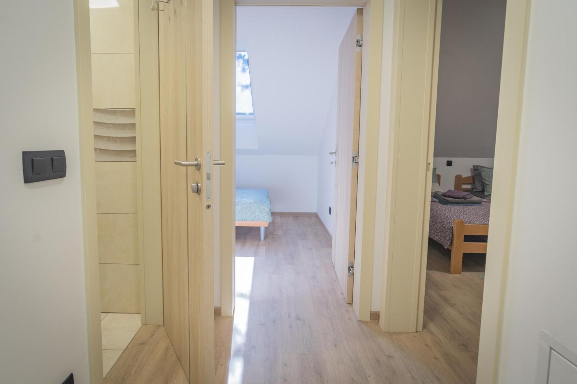 Cuckoo'S Alpine Nest Apartment Lesce  Phòng bức ảnh